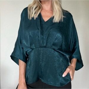 NWT Six/Fifty Opal top in Hunter Emerald Green Satin Blouse Size Small
